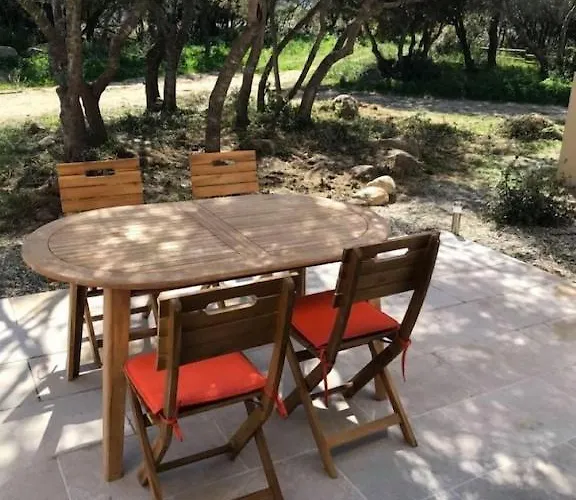 Nyaraló Agliastru A 900m De La De Lozari *