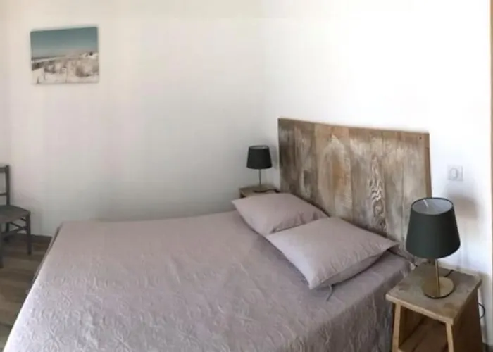 Nyaraló Agliastru A 900m De La De Lozari *