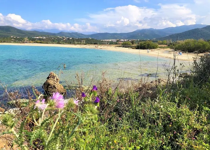 Agliastru A 900m De La De Lozari Prázdninový dům