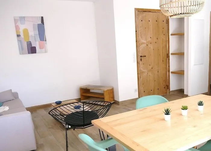 Agliastru A 900m De La De Lozari * Belgodère