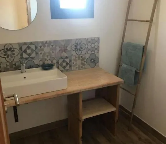 Agliastru A 900m De La De Lozari Prázdninový dům